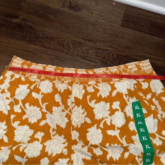 NWOT Briggs Pull-on Linen Blend Shorts - Picture 3 of 8